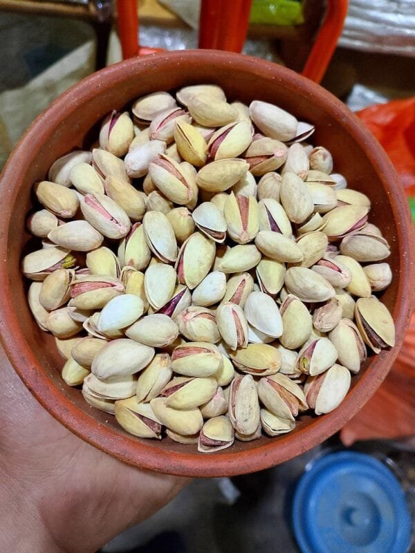 Pista (پستہ)